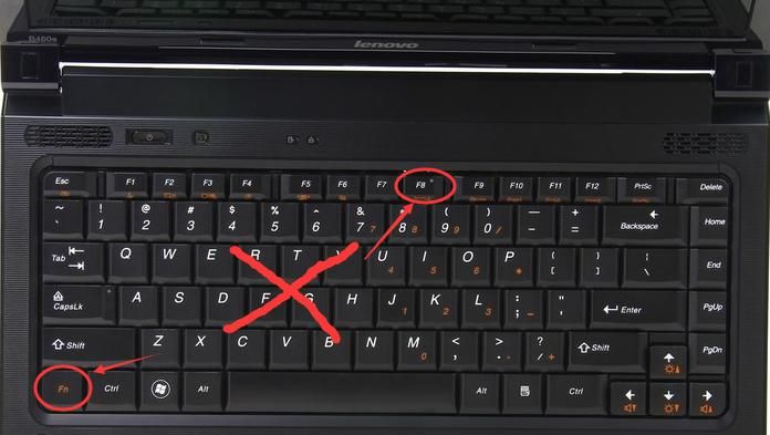 笔记本键盘字母变数字怎么办，笔记本电脑键盘按出来字母变成数字怎么办？图1