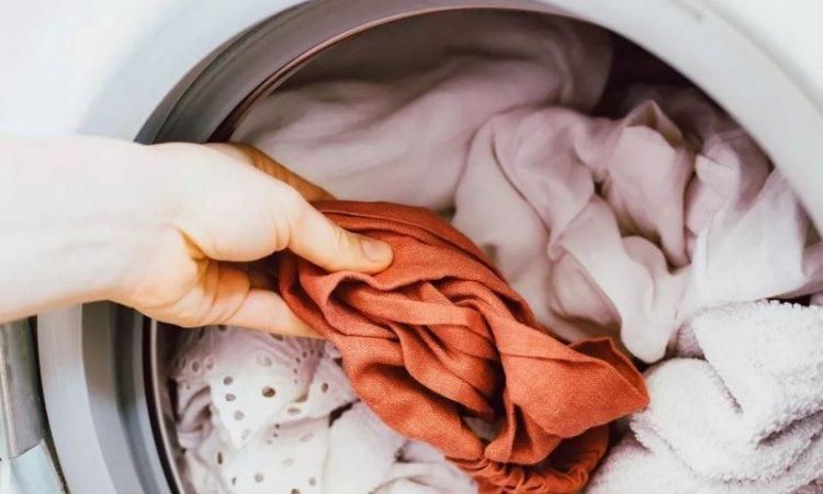 围巾可以放洗衣机洗吗
，珊瑚绒围巾可以放洗衣机洗吗？图1