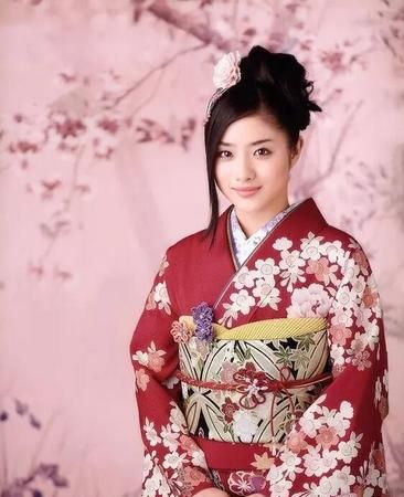 为什么日本的和服文化得到了较好的延续而汉服文化却没有得到好的发扬，怎么分汉服与和服？有什么区别？图2