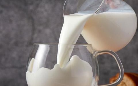 鲜牛乳是什么
，生牛乳大于90%是什么意思？