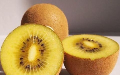 黄金果猕猴桃吃法
，红心，绿心和黄心猕猴桃，哪个好吃？