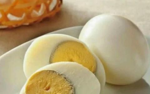 水煮蛋煮多久
，温水煮蛋要煮多久？