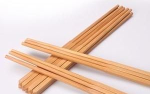 竹筷子第一次使用怎么处理
，竹筷子弯了怎么处理？