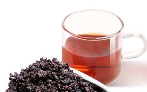 乌龙茶属于什么茶
，忽然发现乌龙茶很好喝，那是属于红茶还是绿茶？
