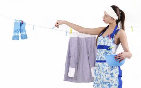 穿湿衣服对身体有害吗
，刚洗的衣服晾在甲醛房子有危害吗？