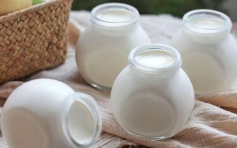 过期酸奶的妙用有哪些
，过期牛奶的妙用是什么？